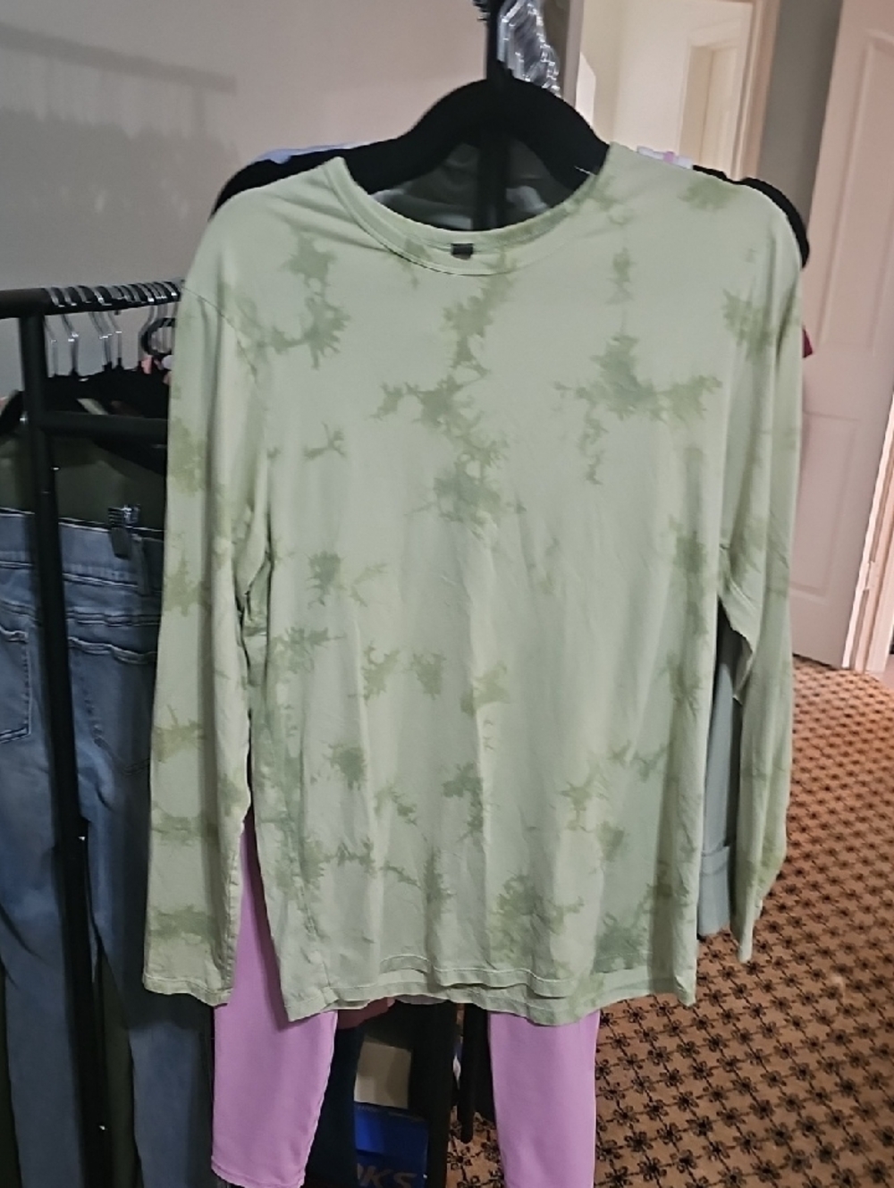 lululemon athletica Pale Green Crew Neck‎ Long Sleeve Top, oversized
